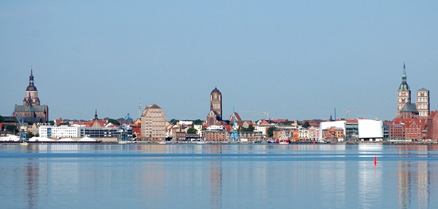 Panorama miasta od strony morza