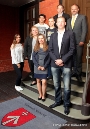 1. Reihe v.l.n.r. Daniela Porwol beginnt in Kürze ihr Studium zum Bachelor of Laws – Öffentliche Verwaltung an der Fachhochschule für öffentliche Verwaltung, Polizei und Rechtspflege in Güstrow. Elisa Heincke und Cinderella Littmann werden als Verwaltungsfachangestellte in der Fachrichtung Kommunalverwaltung ausgebildet, Felix Hartlef (Brandoberinspektoranwärter) startet seinen Vorbereitungsdienst in der Berufsfeuerwehr. 2. Reihe v.l.n.r. Yanneck Kempcke erlernt den Beruf des Straßenwärters, Philipp Bagdahn wird Zootierpfleger und Mario Leopold Brandmeisteranwärter. Oberbürgermeister Alexander Badrow hat heute (3. September) alle neuen Azubis persönlich begrüßt.
