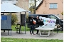 Streetworker Mathias Trenner im Gespräch auf dem Jugendplatz in der Tribseer Vorstadt