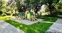 Der historisch rechteckige Spielplatz Wulflamufer im Bürgermeisterviertel ist mit dem Rasen jetzt wieder komplett und kann genutzt werden