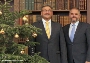 Peter Paul, Präsident der Bürgerschaft (l.) und Oberbürgermeister Alexander Badrow wünschen eine gesegnete Weihnachtszeit.